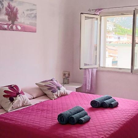 Casa Rosa Διαμέρισμα Cala Gonone Εξωτερικό φωτογραφία